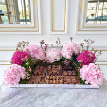 Load image into Gallery viewer, Grande Luxury Tray with 2.5 kg Chocolates &amp; Pink Hydrangeas Flowers Arrangement
