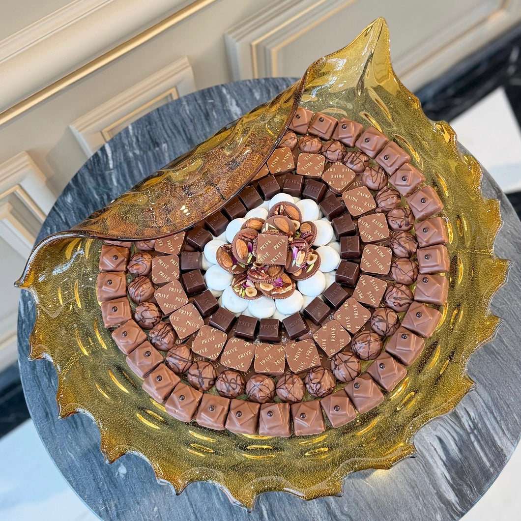 Elegant Curved Large Decorative Bowl With 3kg Chocolates (56cm)