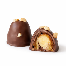 Load image into Gallery viewer, Hazelnut Chocolate Dates - in Kilo Box
