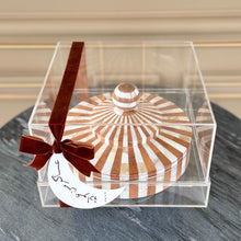 Load image into Gallery viewer, Gift Box of Handmade Mother of Pearl Base &amp; Cover
