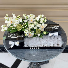 Load image into Gallery viewer, Large Hajj Black Gift Flower Tray With Wrapped Chocolates
