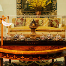 Load image into Gallery viewer, Grandest Brown Manara Gift Set Arrangement
