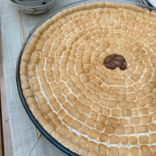 Load image into Gallery viewer, Marshmallow Cake in Round Pyrex
