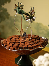 Load image into Gallery viewer, Grande Gift Box of 2 Bird Design bowls for Special Occasions
