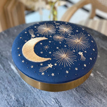 Load image into Gallery viewer, Plexi Box of Hand Embroidered Gift with Ramadhan Flavors - Navy 25cm

