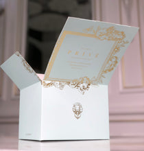 Load image into Gallery viewer, Couture Chocolate With Hand Made Flower - in Kilo Box - By Order
