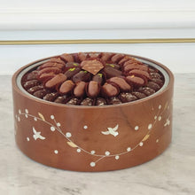 Load image into Gallery viewer, Elegant Mother of Pearl Birds Tray with 2 kgs chocolate dates
