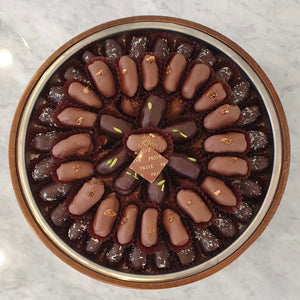 Elegant Mother of Pearl Birds Tray with 2 kgs chocolate dates
