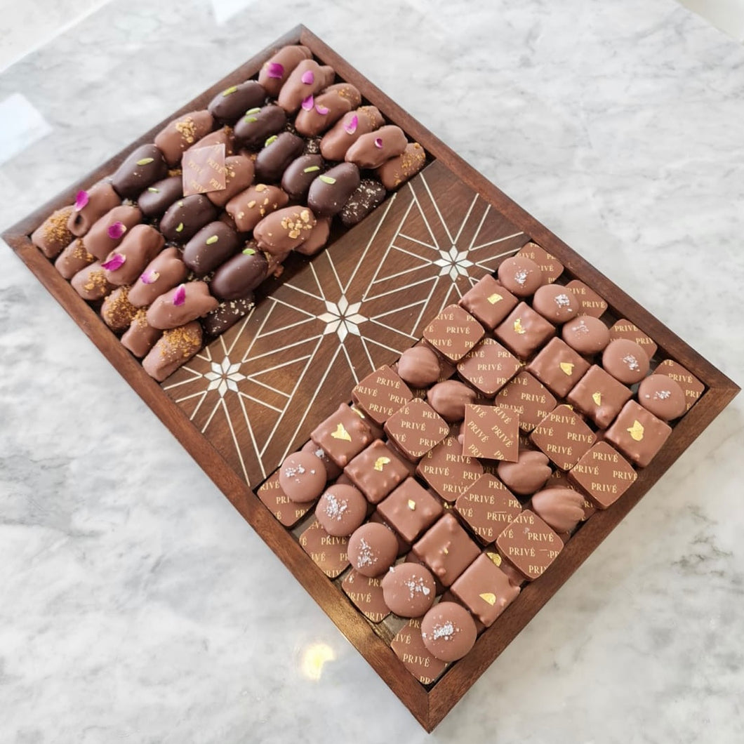 Mother of Pearl Calligraphy Rectangle Tray With 2KG Chocolates & Dates