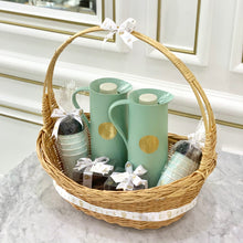 Load image into Gallery viewer, Hot Chocolate Picnic Basket with Large Handle - 10 Persons
